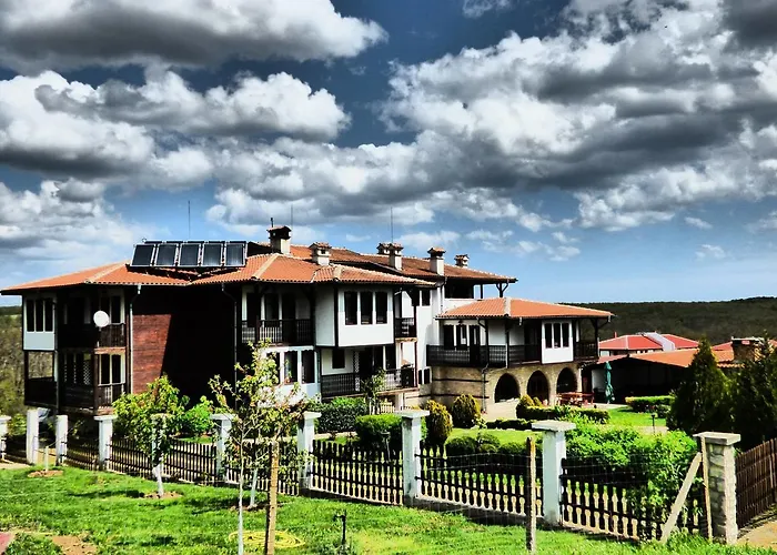 Ethnographic Complex Chiflika Veselie photo